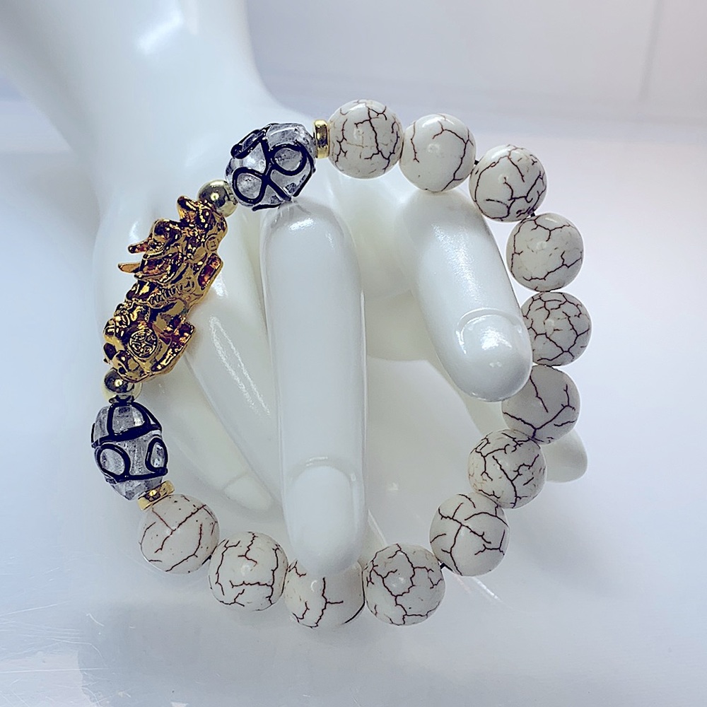 MAGNESITE & PIXIU DRAGON  NATURAL BRACELET size 7”